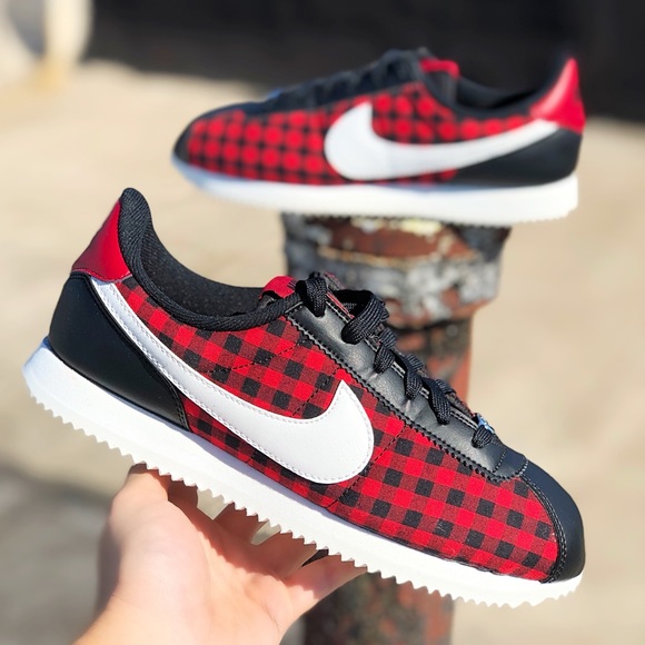 nike cortez basic text se